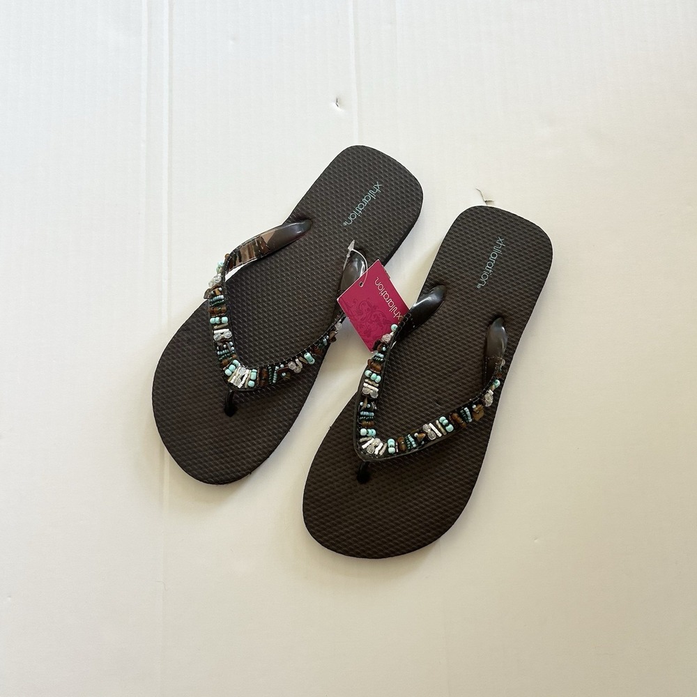 2000s Xhiliration Brown Beaded Flip Flops Aqua Blue Accents Coconut Girl Beach